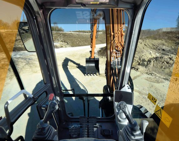 Case midikaivukone CX90D maarakennustöihin, Case construction, maarakennus, maarakennuskoneet, kaivukoneet, kaivinkoneet, midikaivukoneet, konevuokraus, konemyynti, konevuokraamo, Rentti